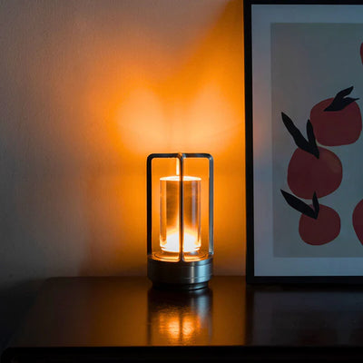 Verlicht je Winteravonden met Magische Warmte: De Lantern™ Pro voor de Ideale Sfeer in je Woonkamer