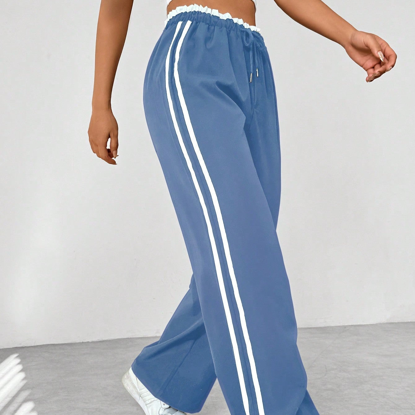 Dames Sportbroek | Wide-Leg Trackpants met Witte Strepen