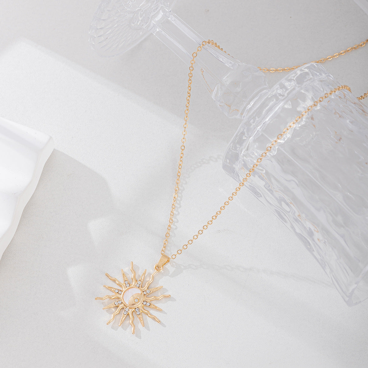 Dames Ketting met Zon en Maan | Symbolische Halsketting met Hanger