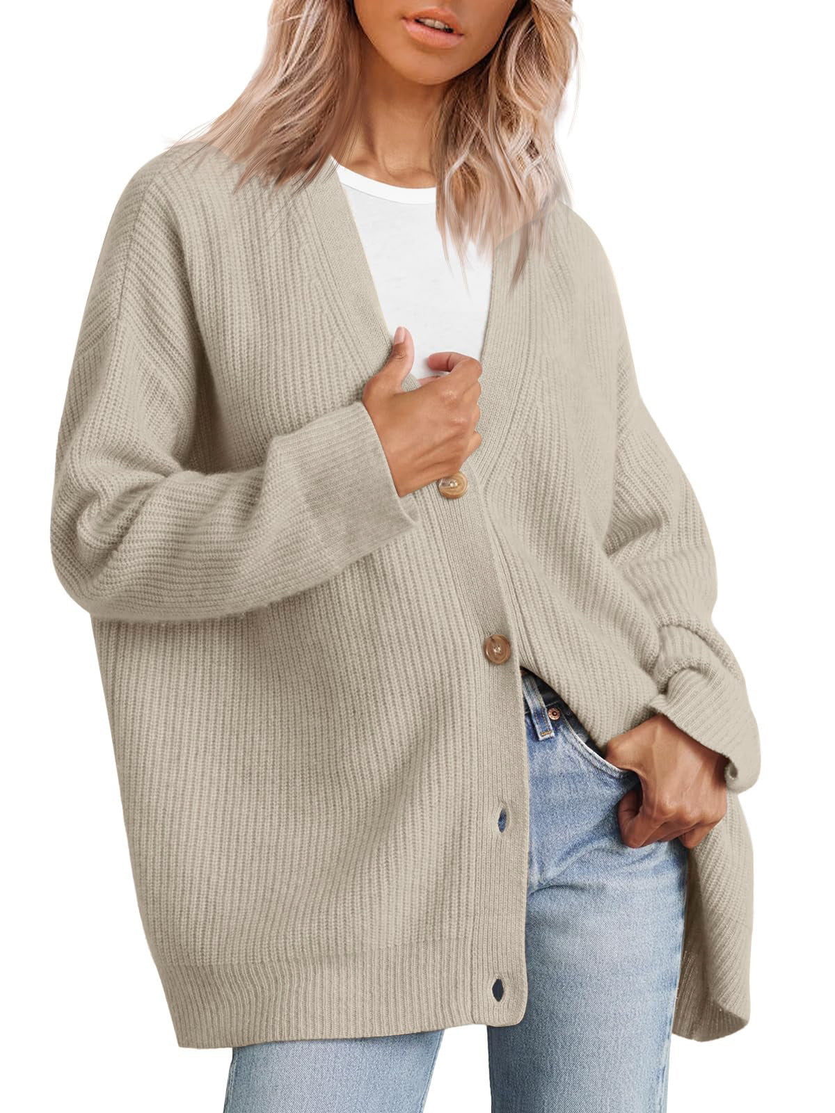 Gilet pour dames | Cardigan tricoté couleur crème avec col en V et boutons marron