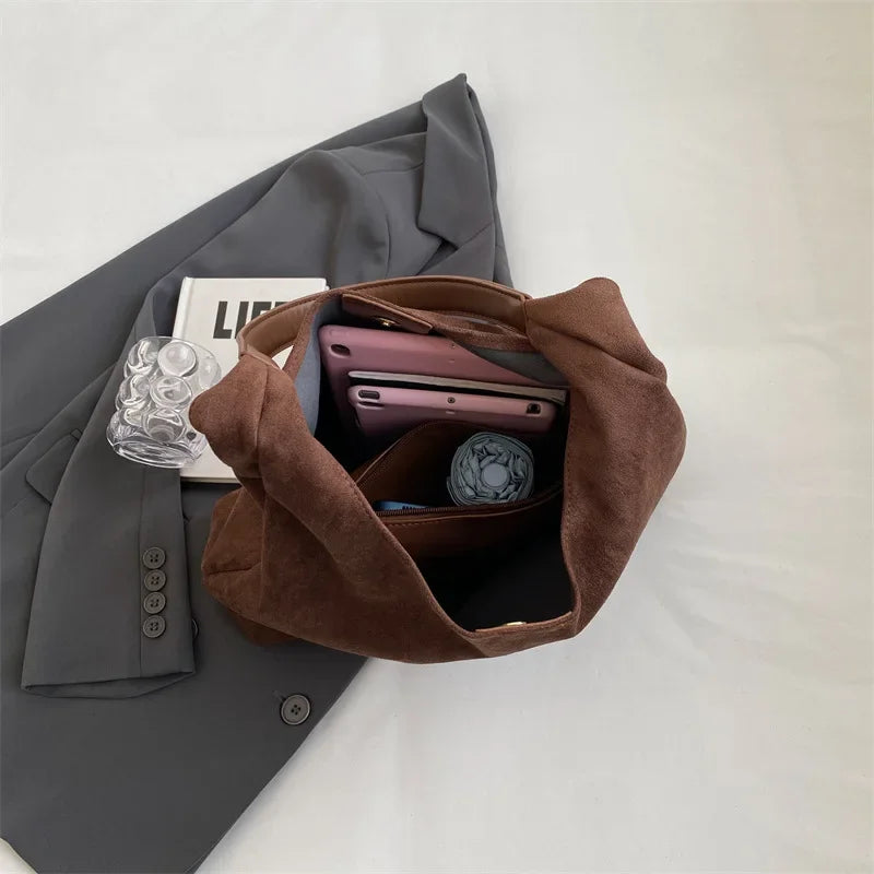 Suède Dames Schoudertas | Elegant Minimalistisch Design met Luxe Details