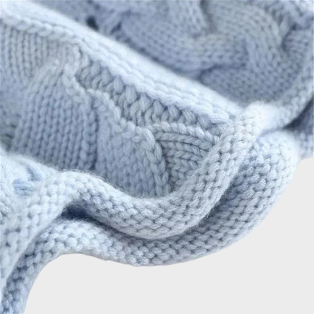 Sweter damski z kablem | Dziany golf z fakturą i ażurowym detalem