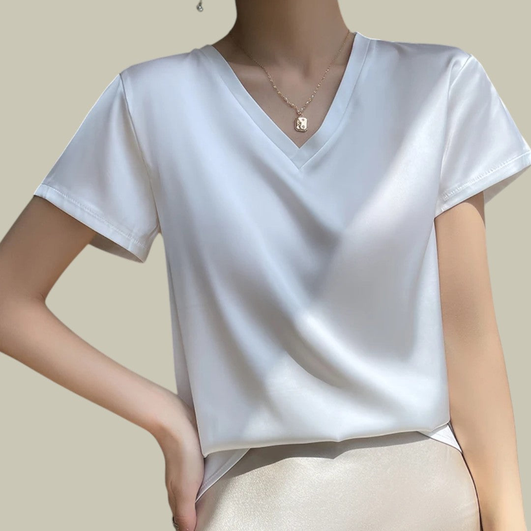 Damska koszulka z dekoltem w serek, z krótkim rękawem i czystym wzorem