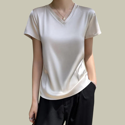 Damska koszulka z dekoltem w serek, z krótkim rękawem i czystym wzorem