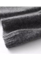 Sweter Eleanor | Przytulny kardigan z asymetrycznym wzorem guzików