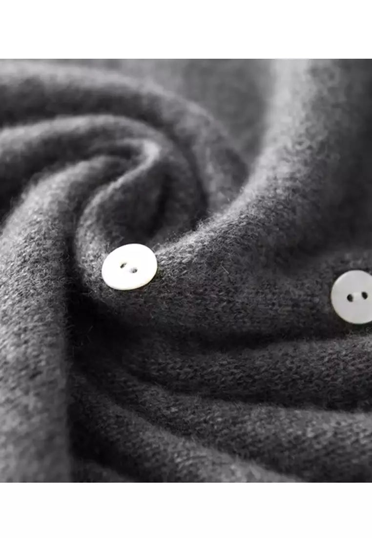 Pull Eleanor | Cardigan confortable avec design asymétrique à boutons